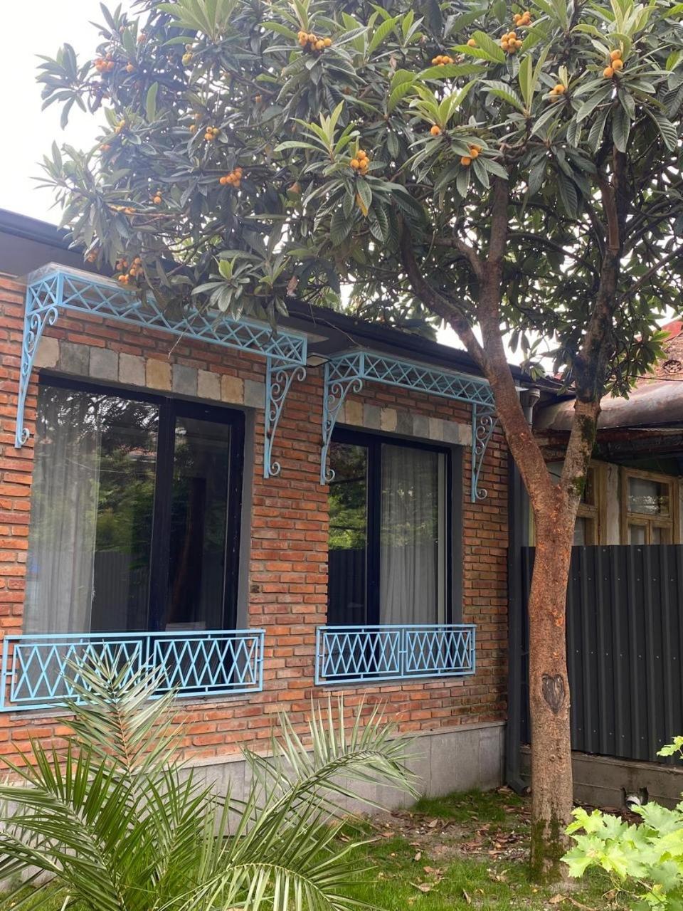 Hotel Varla Koutaïssi Extérieur photo