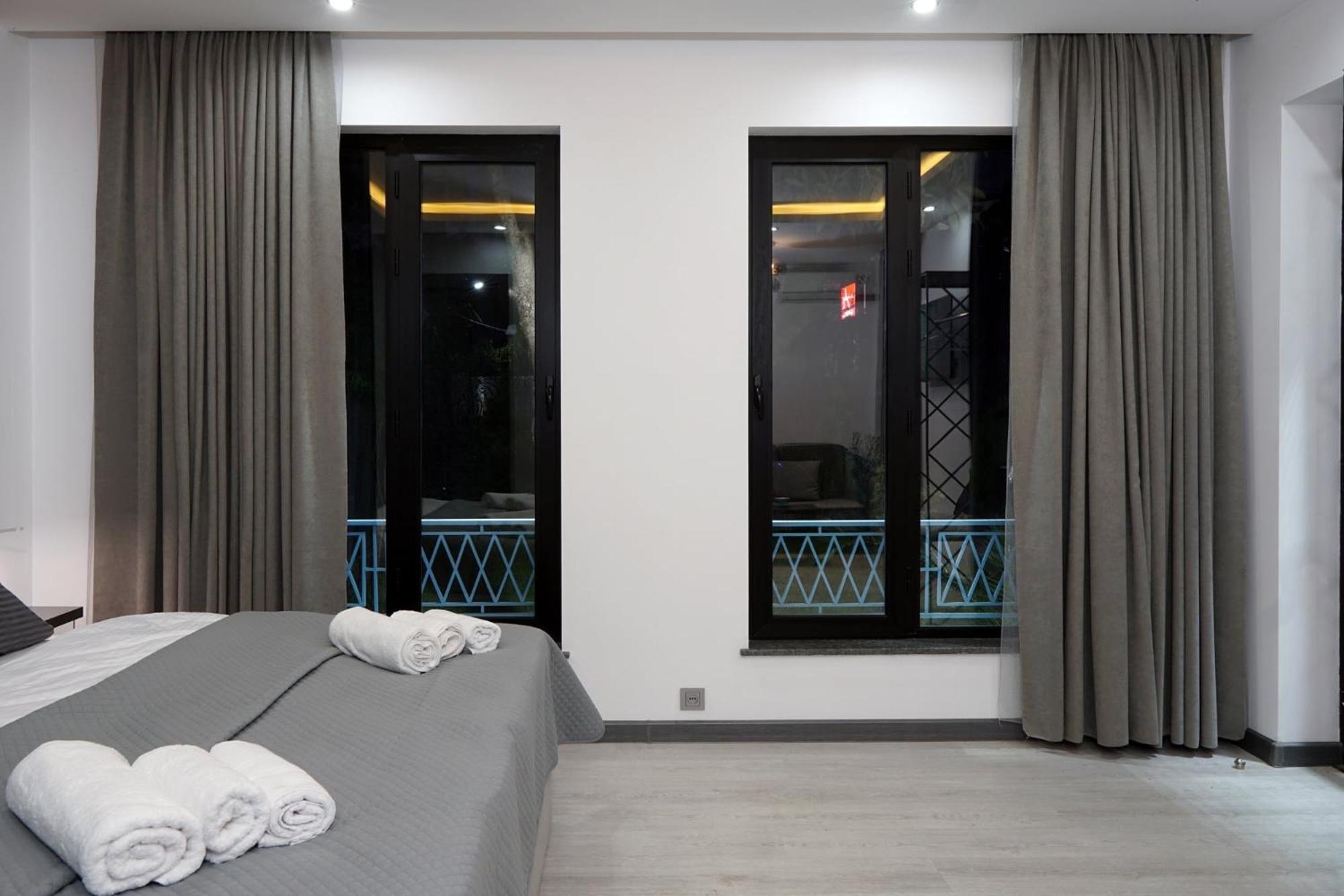 Hotel Varla Koutaïssi Extérieur photo